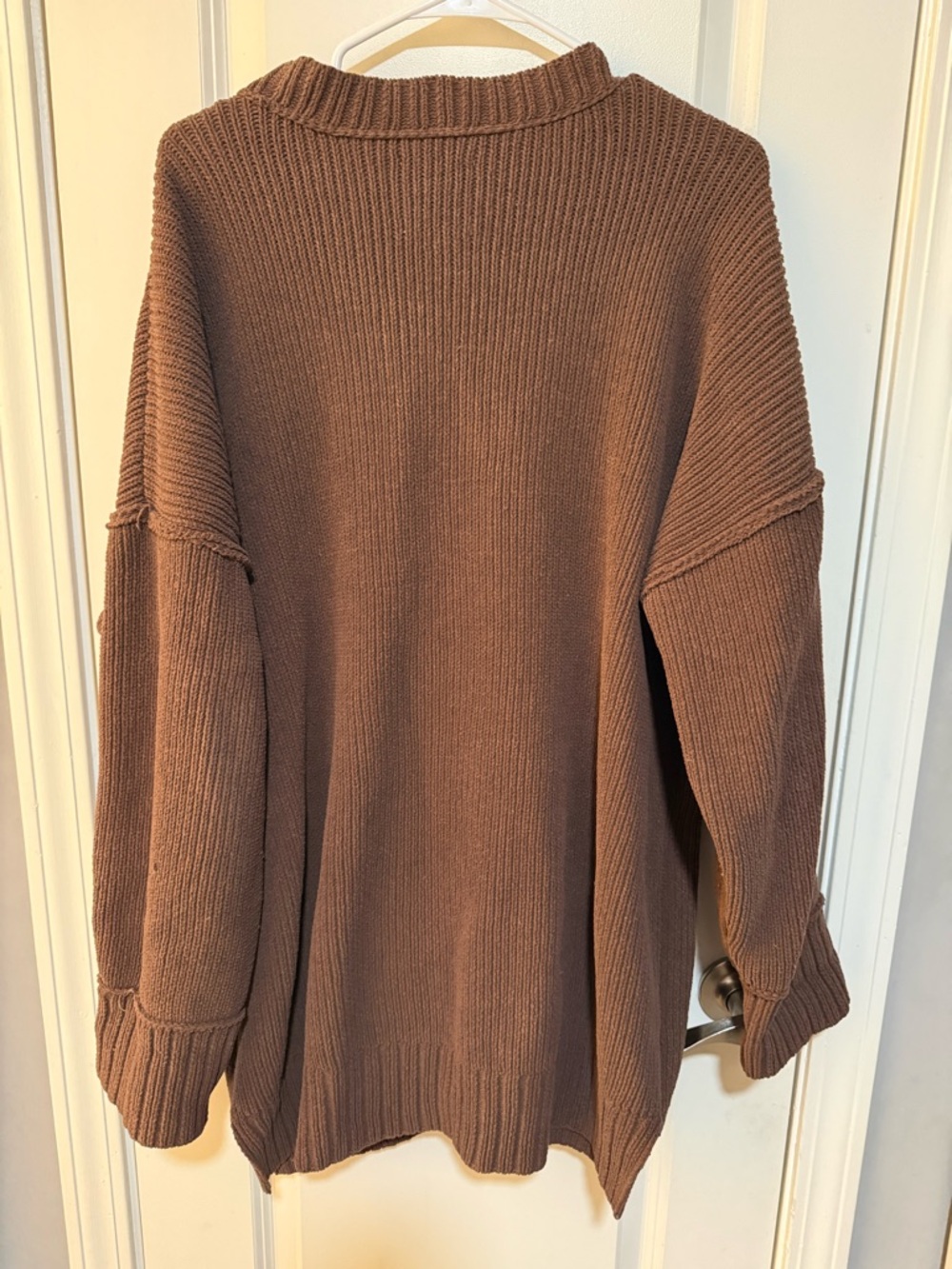 Abercrombie & Fitch Chocolate Brown Relaxed V-Neck Button Cardigan - Picture 4 of 4